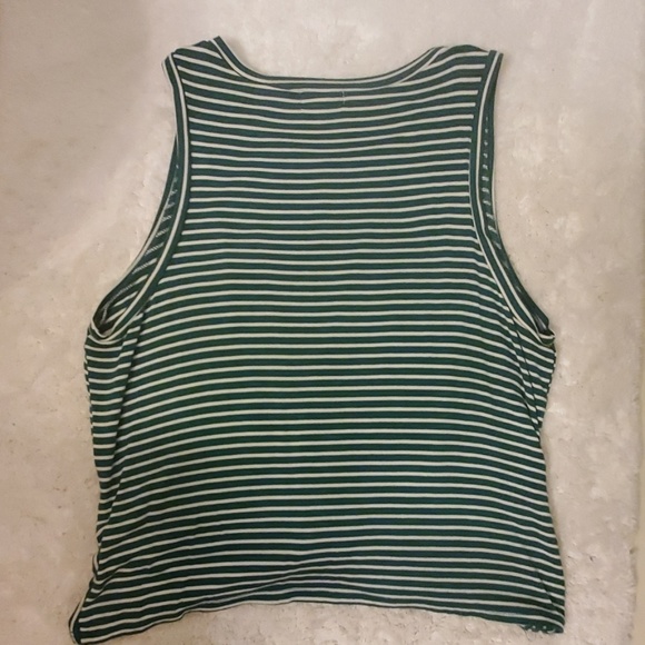 Knot tie shirt - Picture 3 of 3